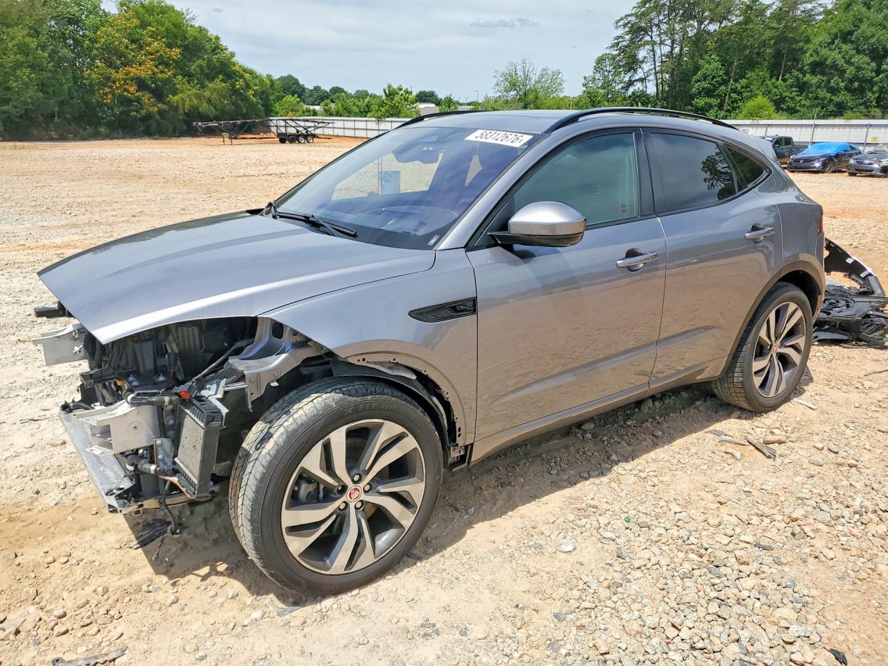 2021 Jaguar E-Pace 300 Sport, VIN SADF12GX4M1020813 — Перед