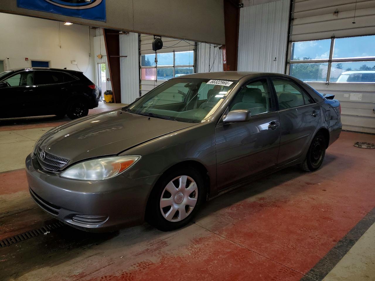 2003 Toyota Camry LE, VIN 4T1BE30K33U758372 — Normal wear