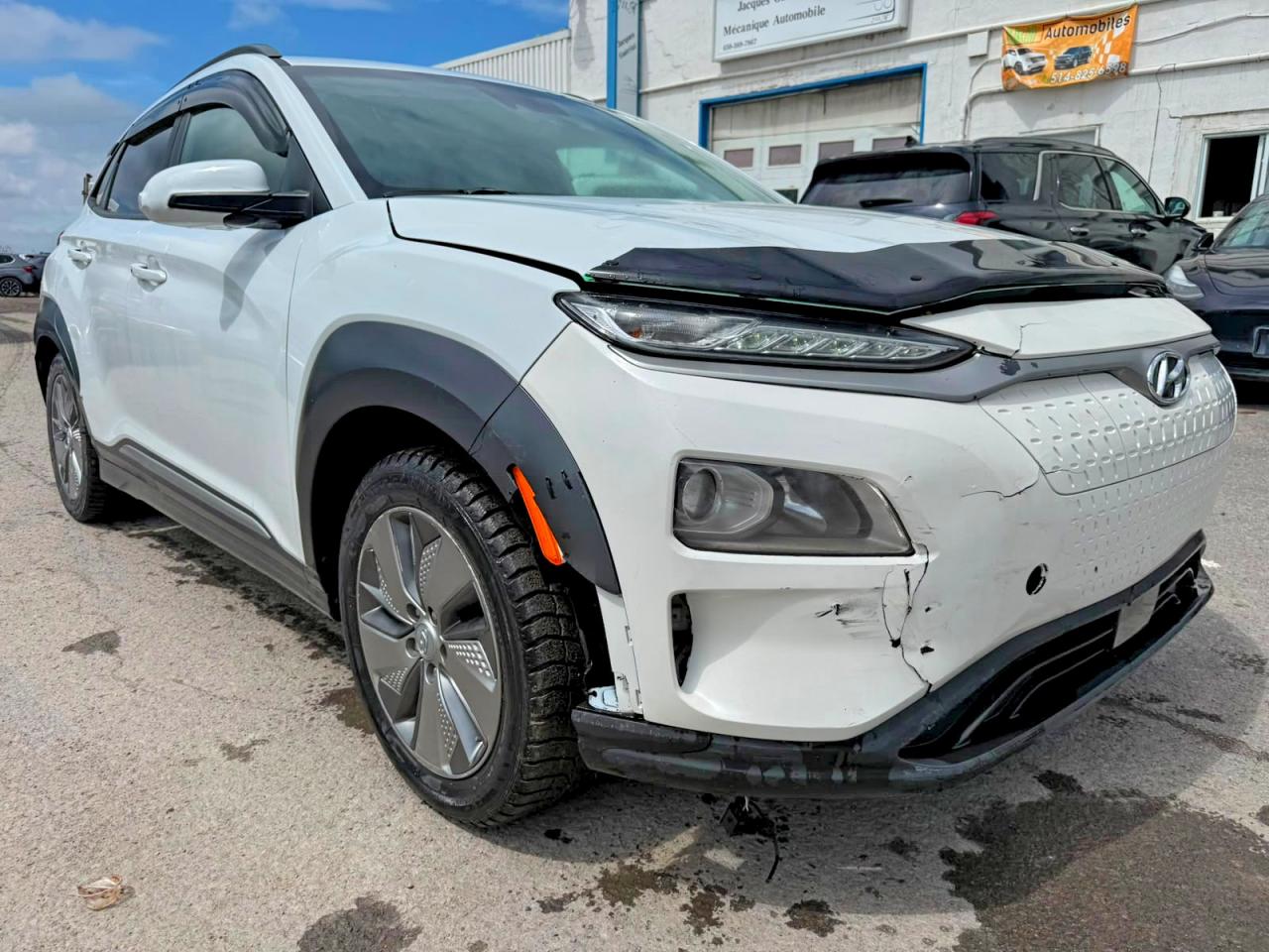 2021 Hyundai Kona SEL, VIN KM8K23AG9MU118607 — Front end