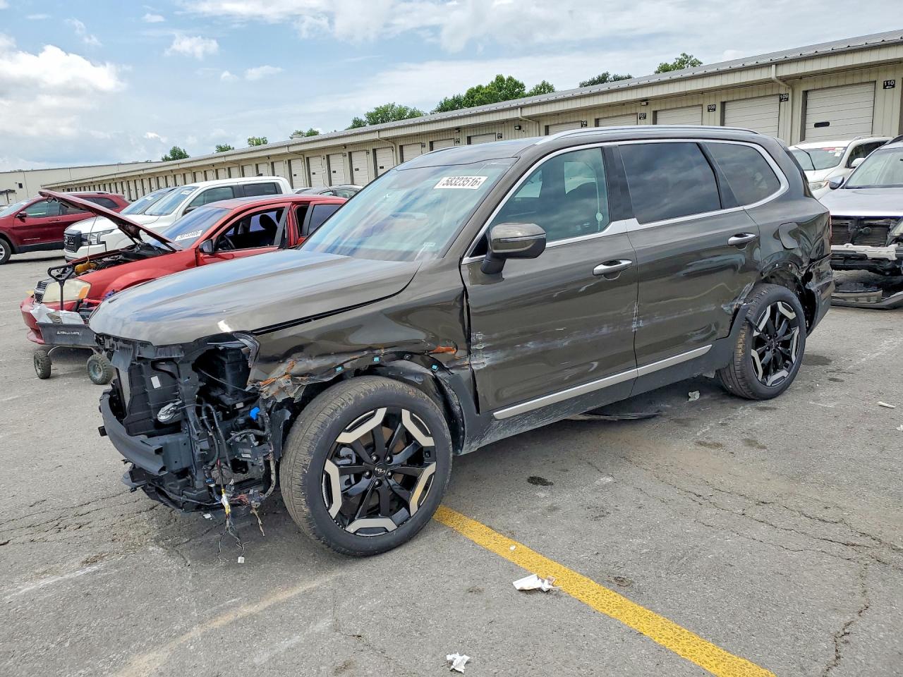 2025 Kia Telluride S, VIN 5XYP6DGCXSG693032 — Front end