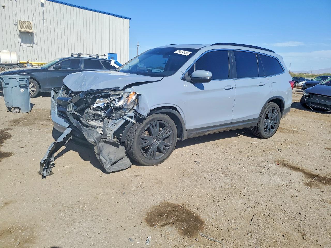 2022 Honda Pilot Special Edition, VIN 5FNYF6H27NB056018 — Front end