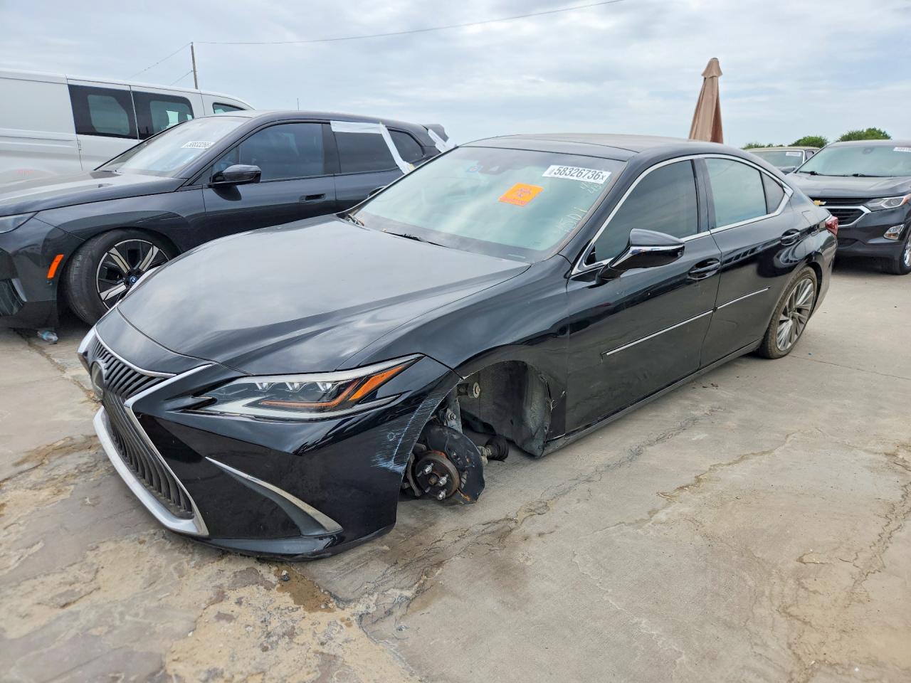 2019 Lexus ES 350, VIN 58ABZ1B10KU021862 — Undercarriage