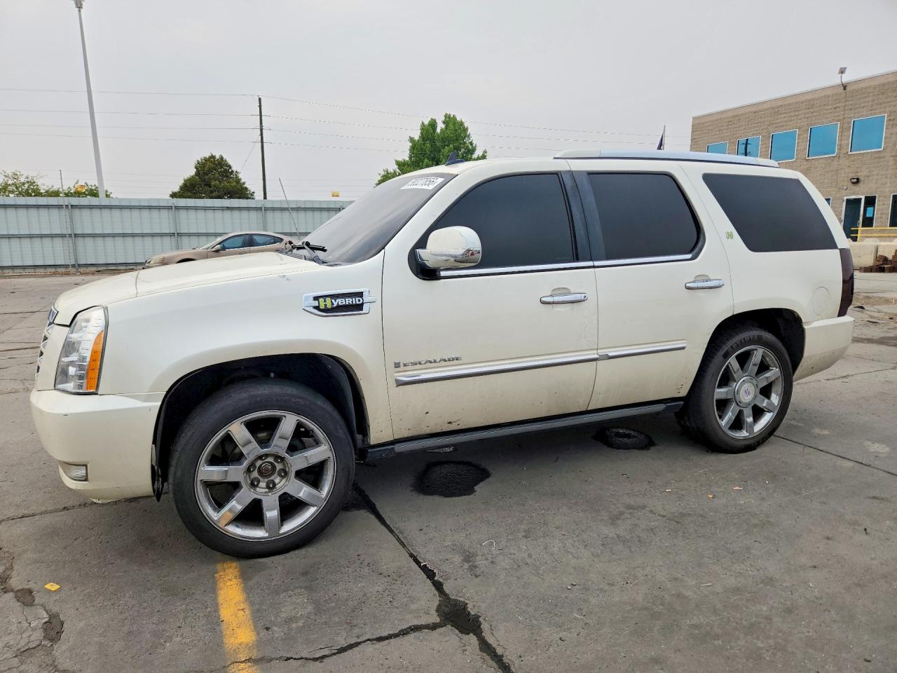 2009 Cadillac Escalade, VIN 1GYFK43559R122746 — Hail