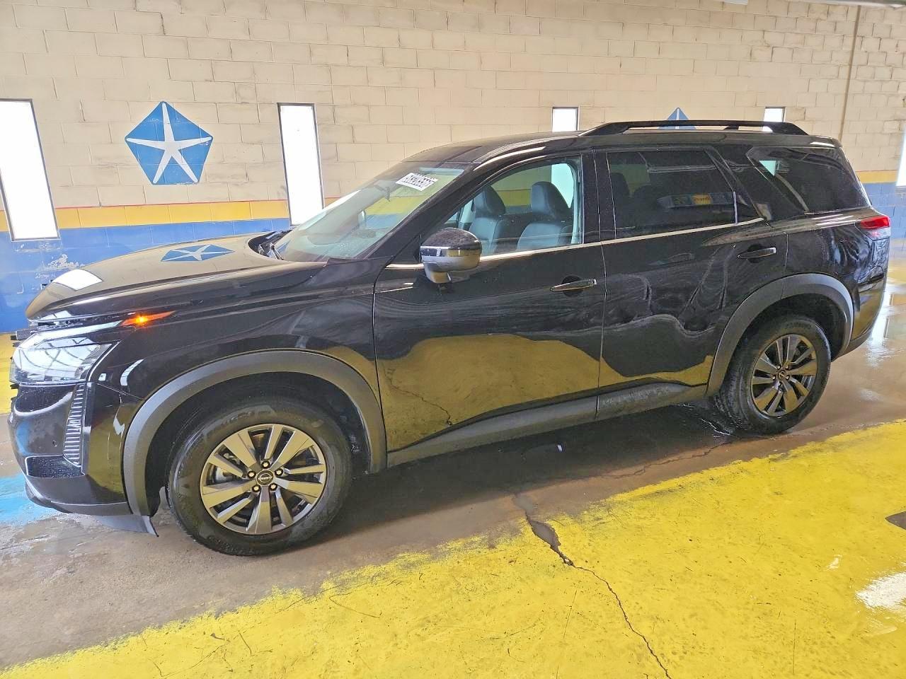 2026 Nissan Pathfinder SV, VIN 5N1DR3BE8TC231227 — Перед
