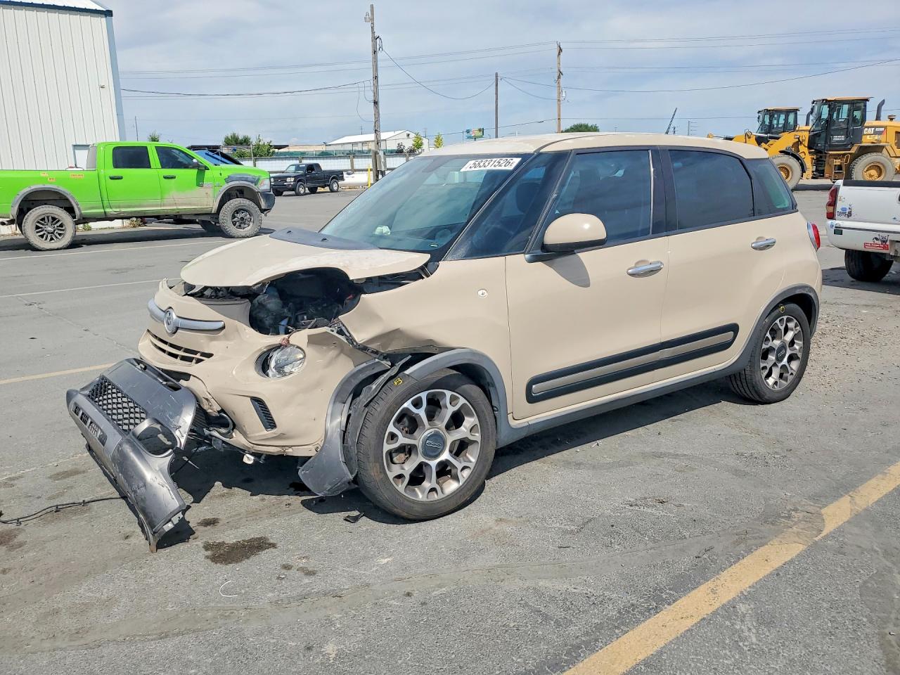 2014 FIAT 500L Trekking, VIN ZFBCFADH4EZ018430 — Front end