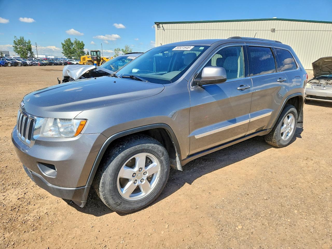 2013 Jeep Grand Cherokee Laredo, VIN 1C4RJFAG2DC520188 — Front end