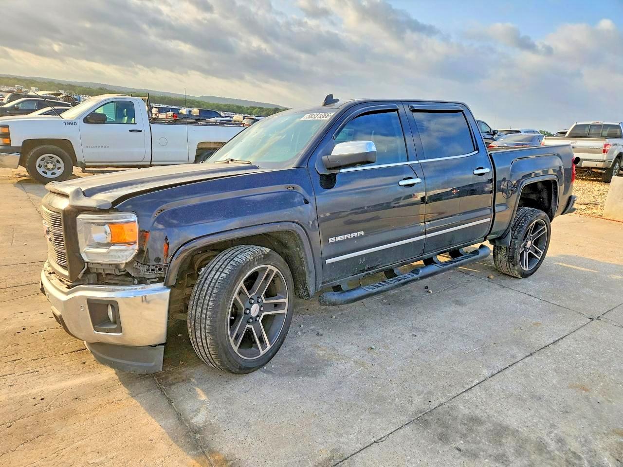 2015 GMC Sierra 1500 SLT, VIN 3GTP1VEC8FG448759 — Side