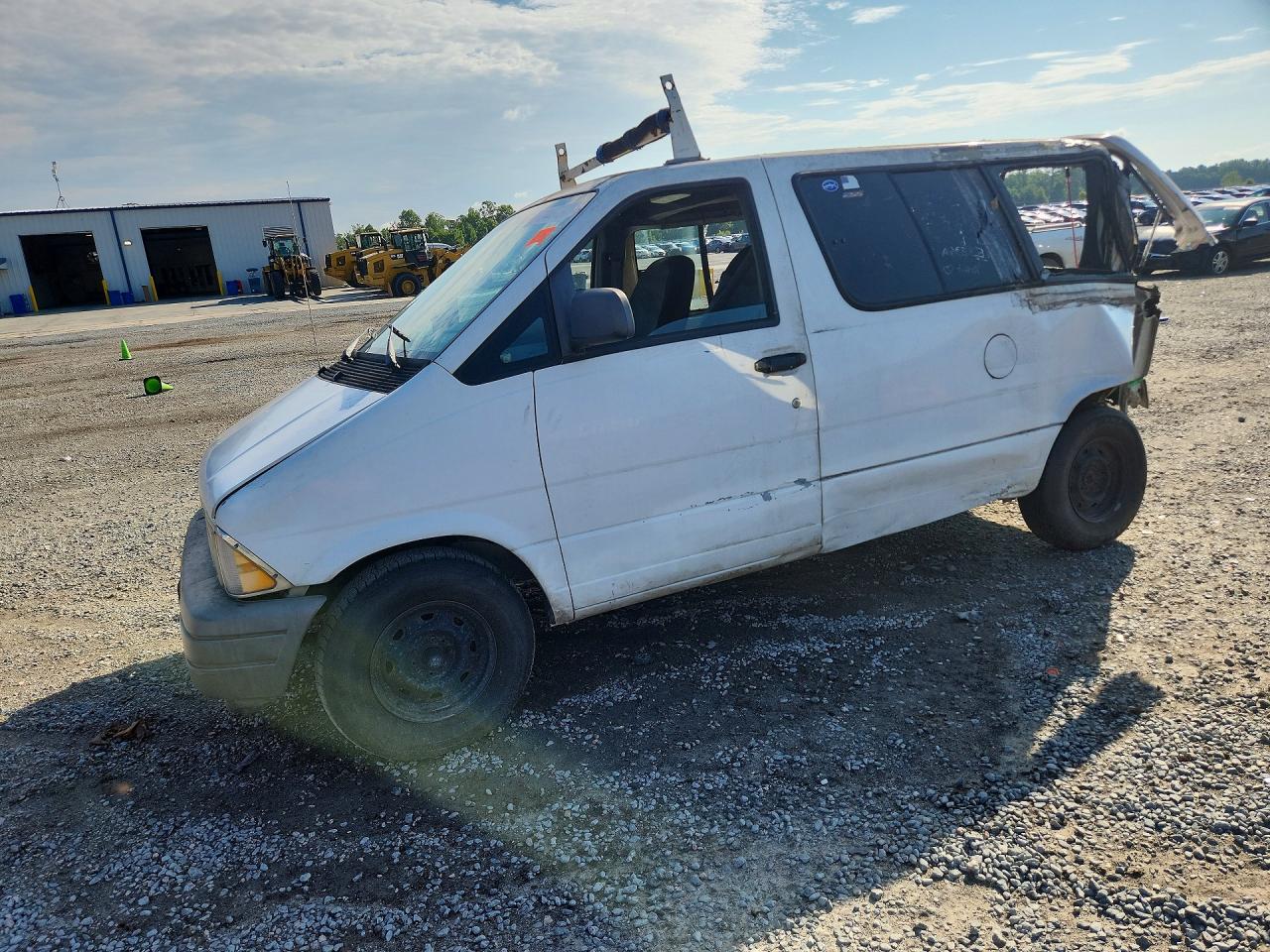 1996 Ford Aerostar, VIN 1FMDA11U0TZC01317 — Rear end