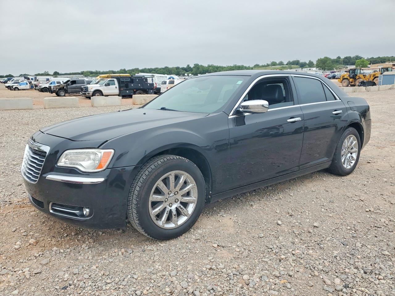2011 Chrysler 300 Limited, VIN 2C3CA5CG3BH546374 — All over