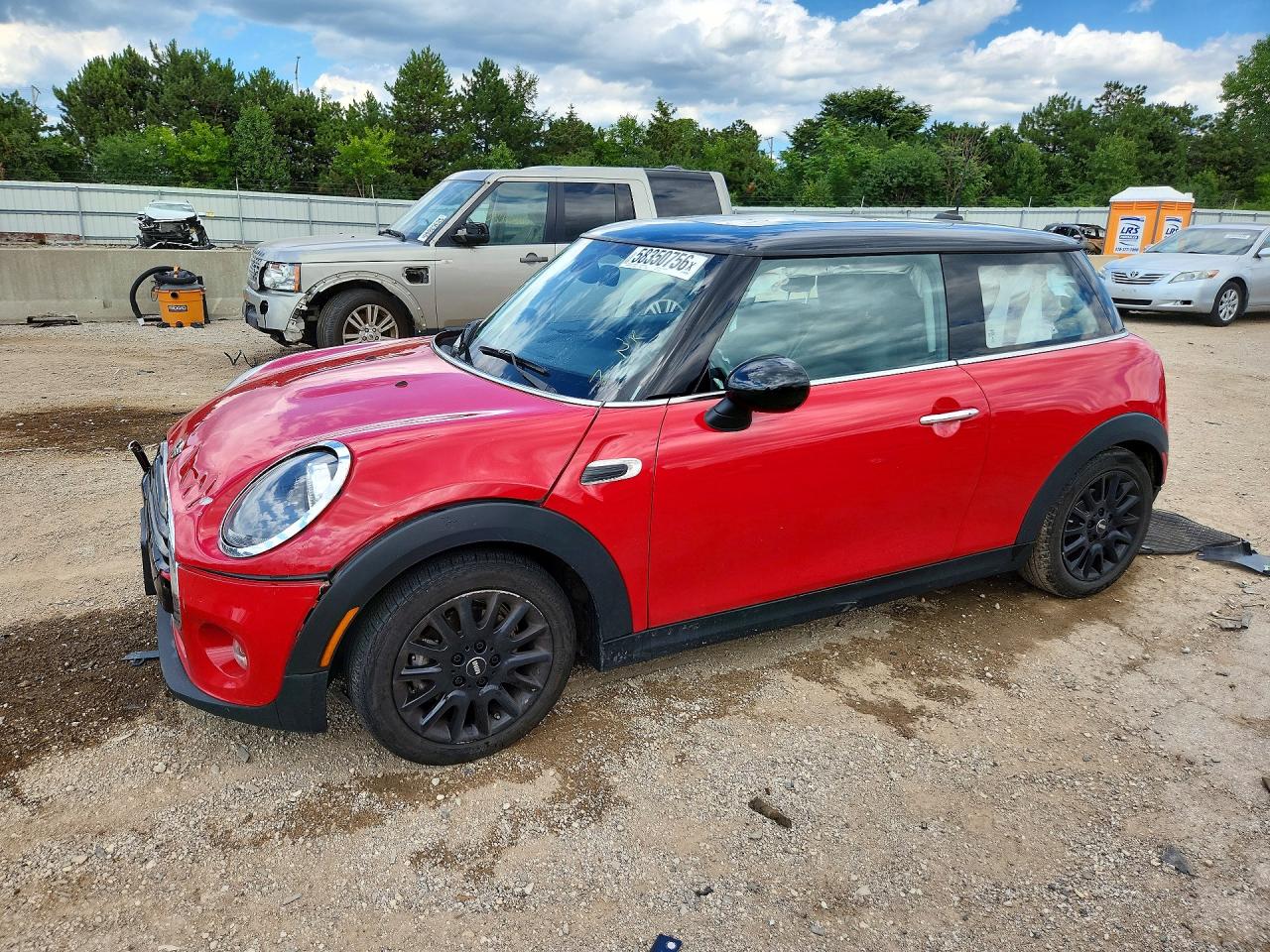 2019 MINI Hardtop Cooper, VIN WMWXP5C56K2H31411 — Front end