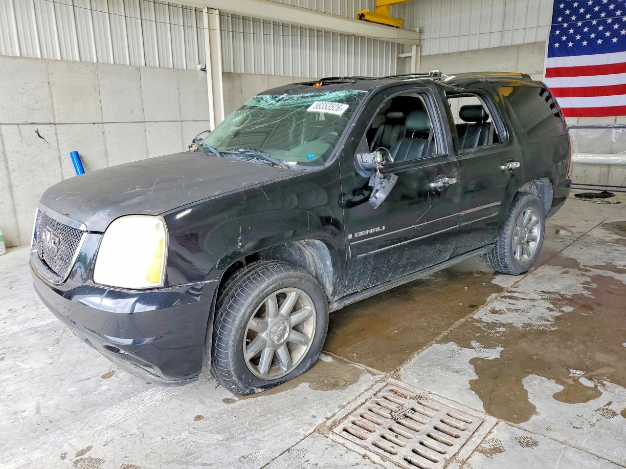 2008 GMC Yukon Denali, VIN 1GKFK638X8J149020 — Roof