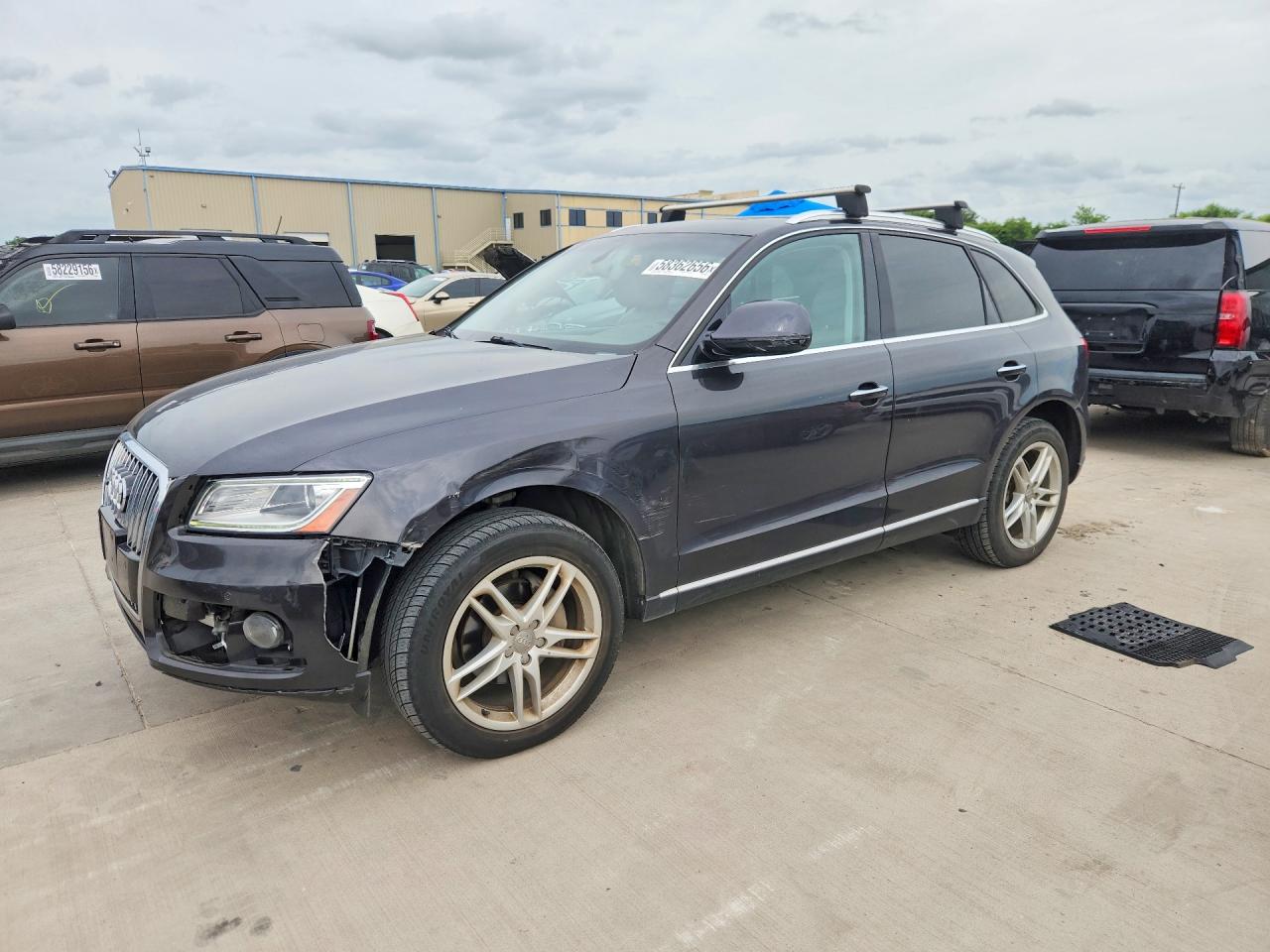 2016 Audi Q5 Premium Plus, VIN WA1L2AFP4GA133229 — Front end