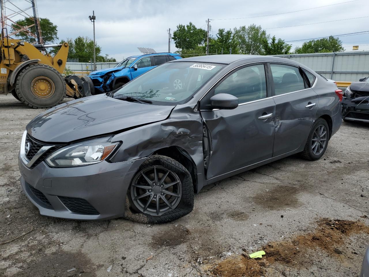 2017 Nissan Sentra S, VIN 3N1AB7AP4HY230986 — Front end