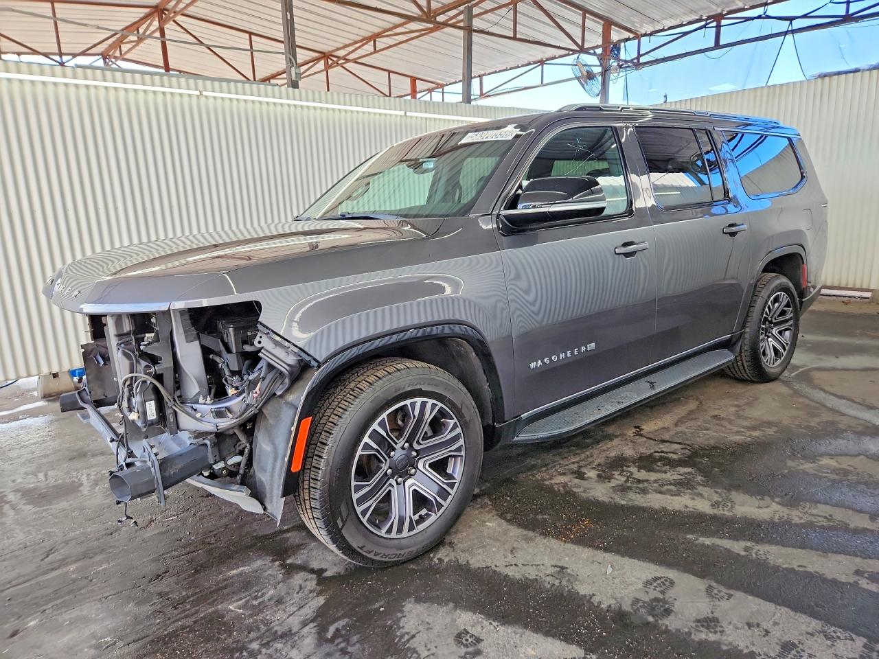 2024 Jeep Wagoneer Series II, VIN 1C4SJSBP4RS131820 — Перед