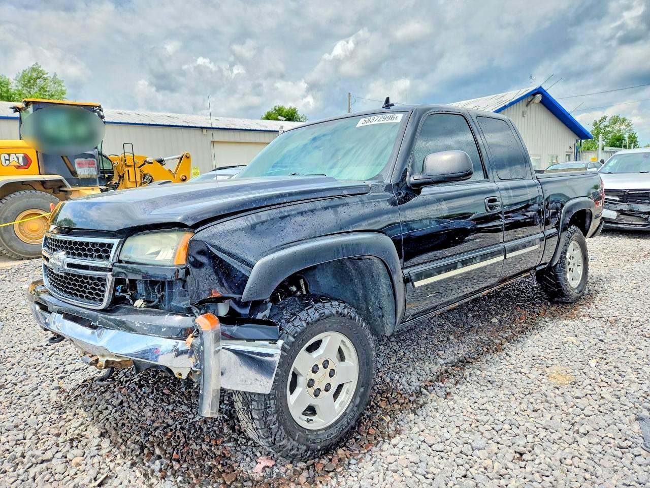 2006 Chevrolet Silverado 1500 LT3, VIN 1GCEK19T66Z283205 — Front end