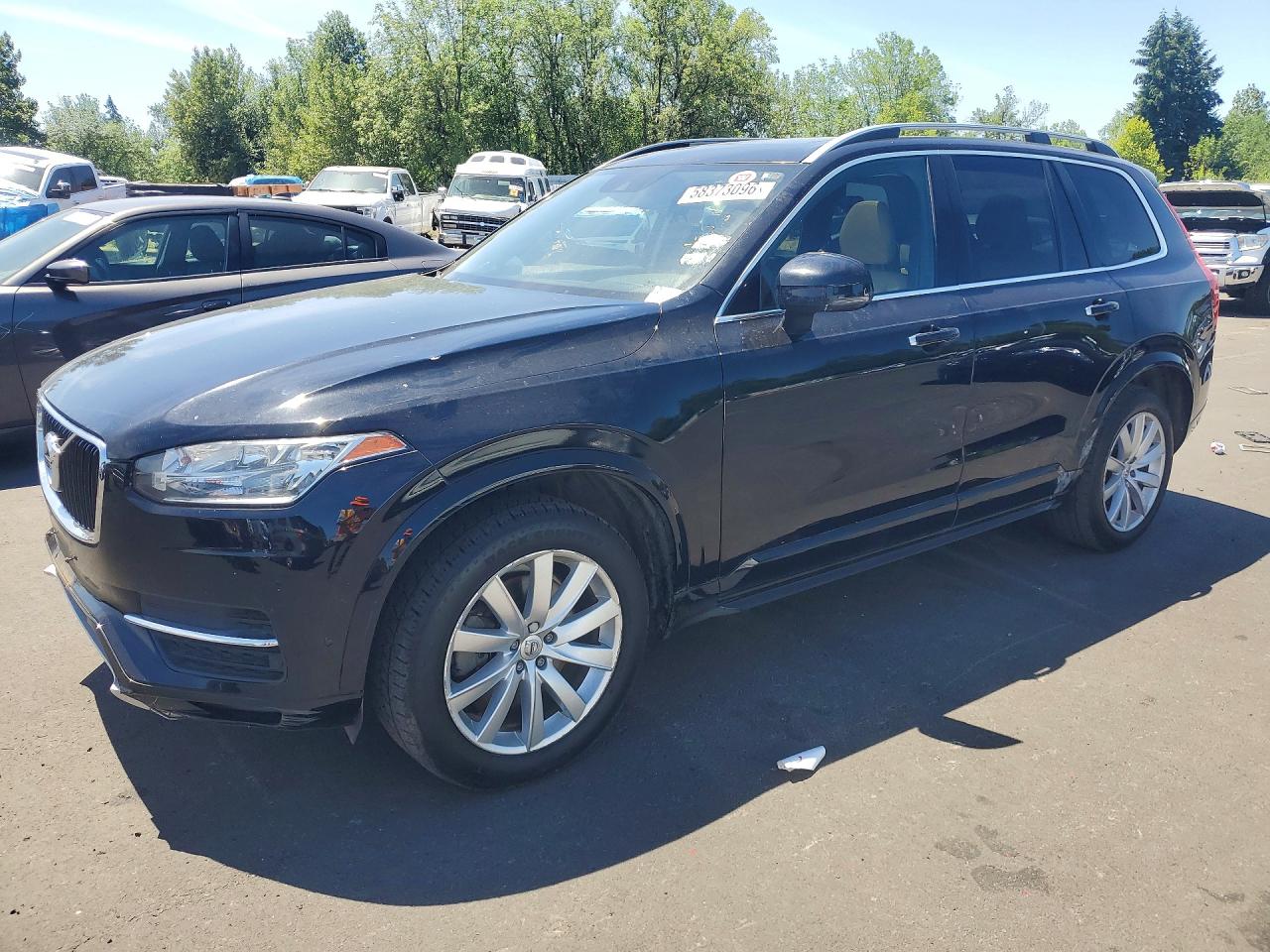 2016 Volvo XC90 T6 Momentum, VIN YV4A22PK8G1026932 — Undercarriage