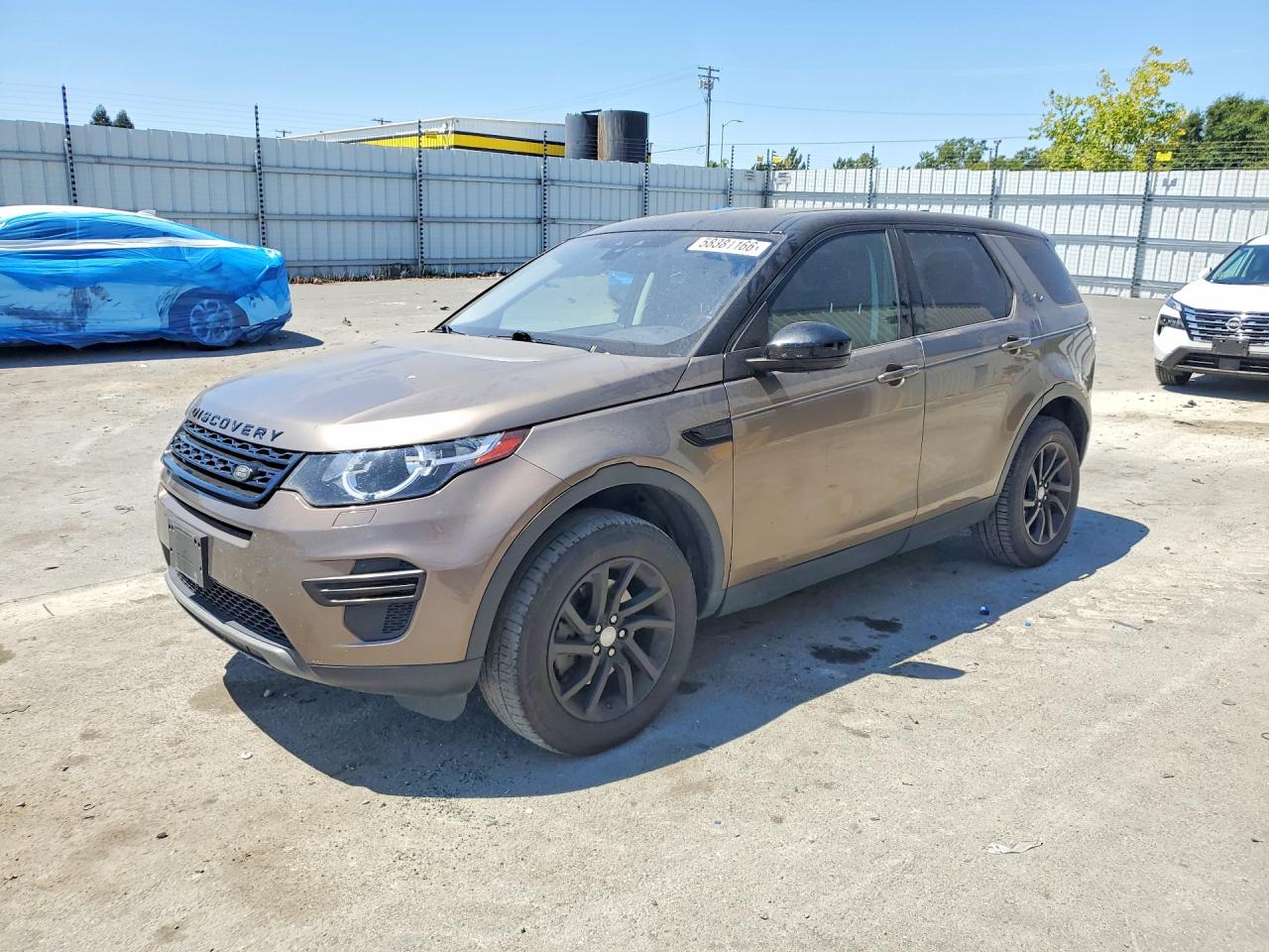 2017 Land Rover Discovery Sport SE, VIN SALCP2BG1HH663131 — Перед