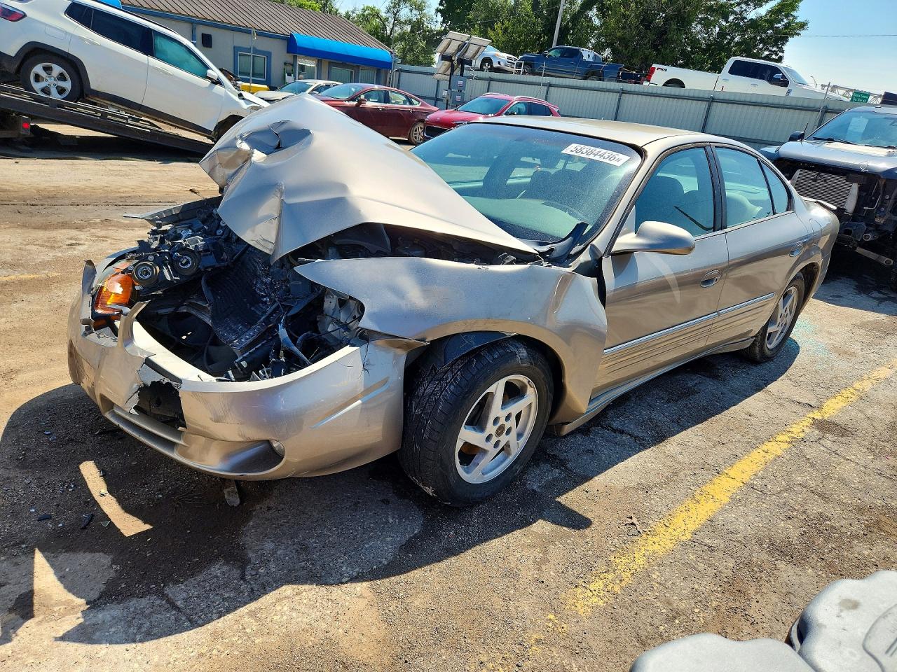 2003 Pontiac Bonneville SE, VIN 1G2HX52K934168196 — Front end