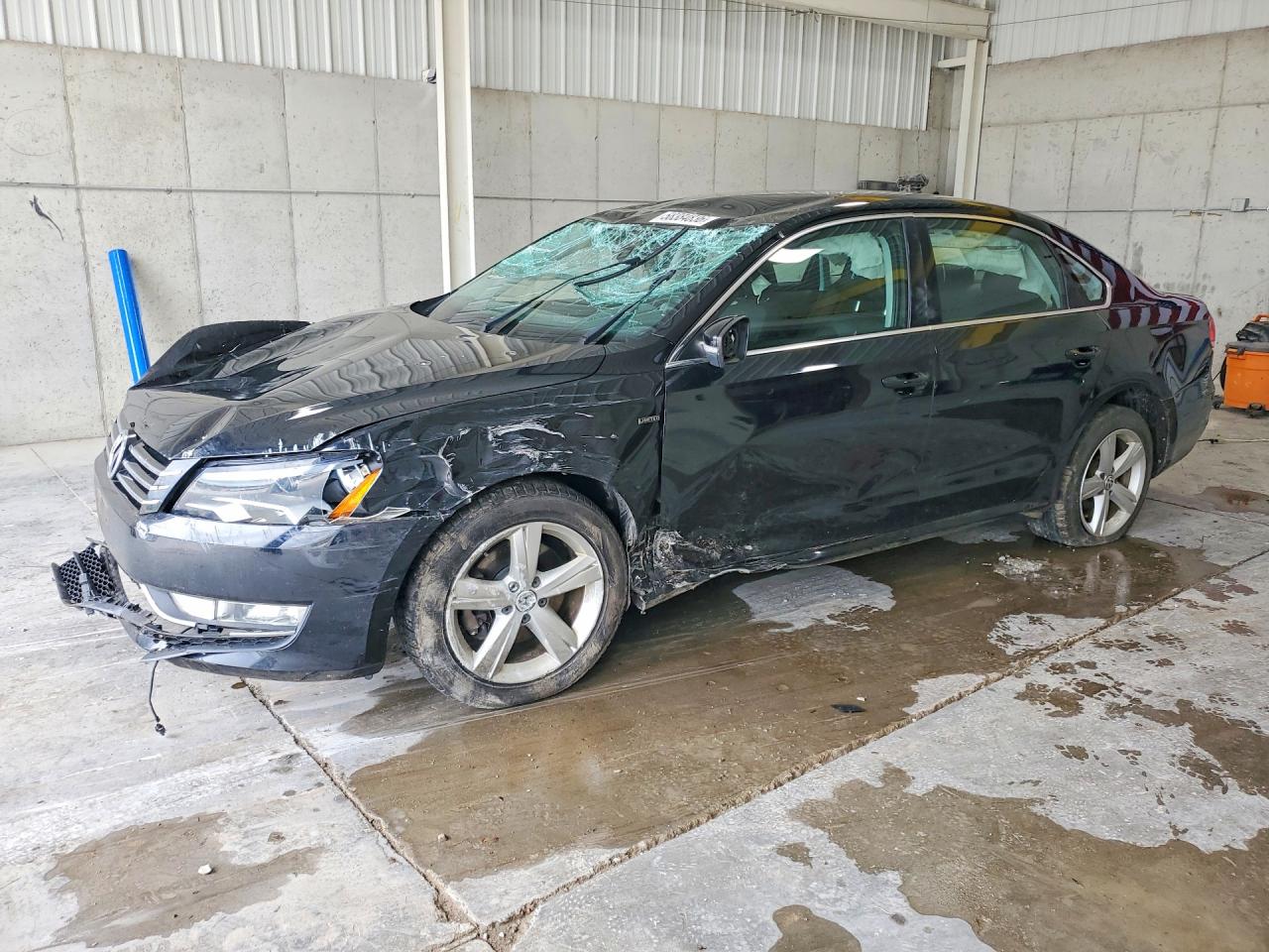 2015 Volkswagen Passat S, VIN 1VWAT7A3XFC117179 — Roof