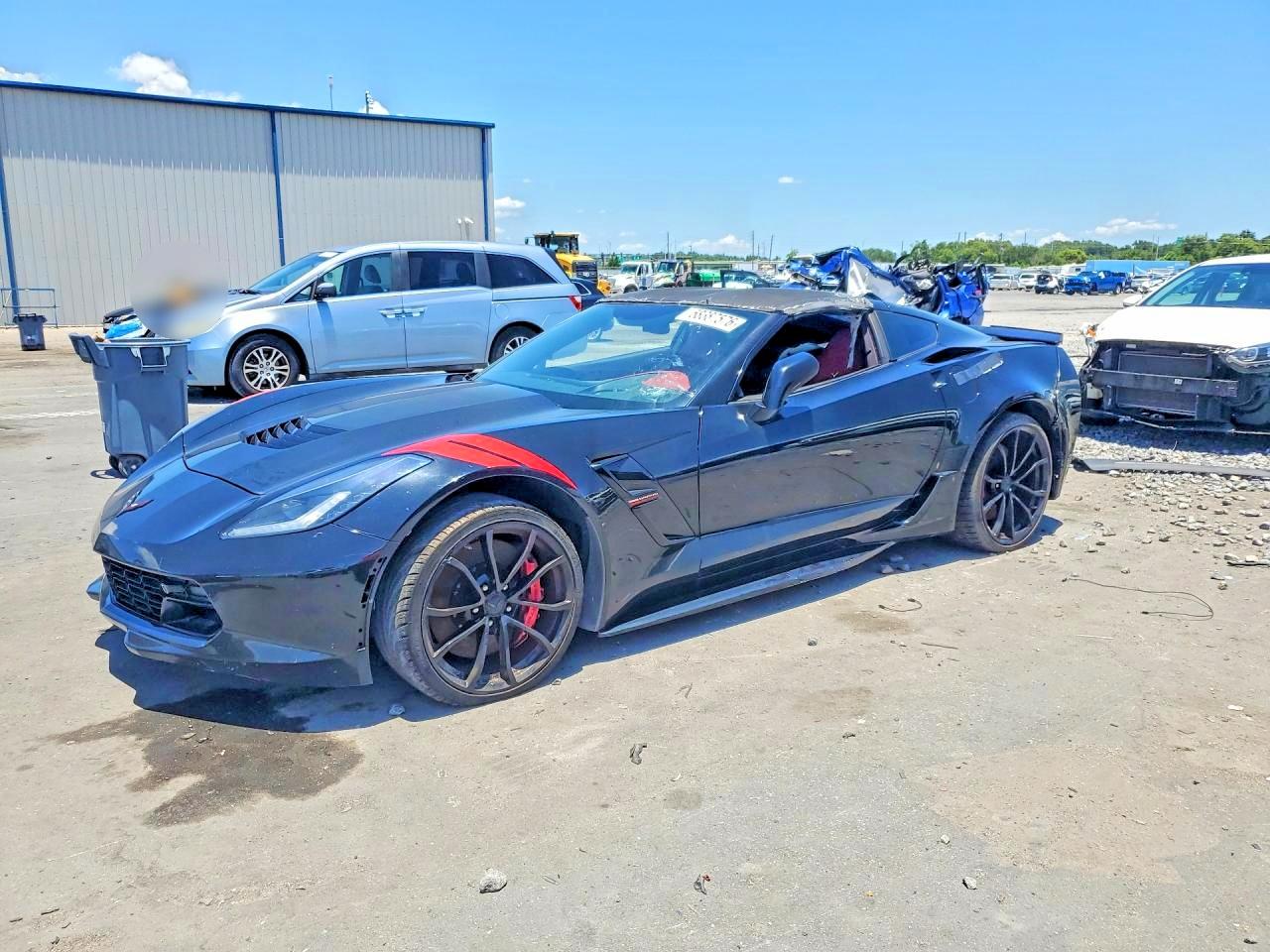 2018 Chevrolet Corvette Grand Sport 2LT, VIN 1G1YY2D76J5105461 — Minor dents and scratches