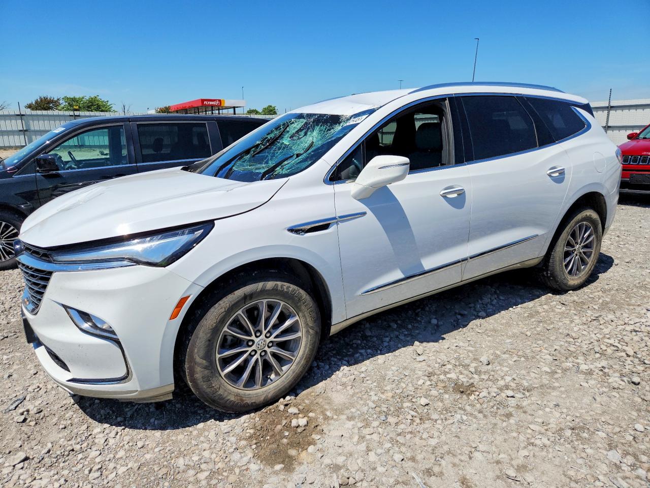 2024 Buick Enclave Premium, VIN 5GAEVBKWXRJ127349 — Roof