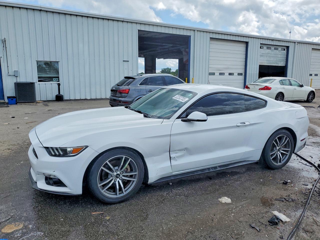 2015 Ford Mustang EcoBoost Premium, VIN 1FA6P8TH9F5400551 — Side