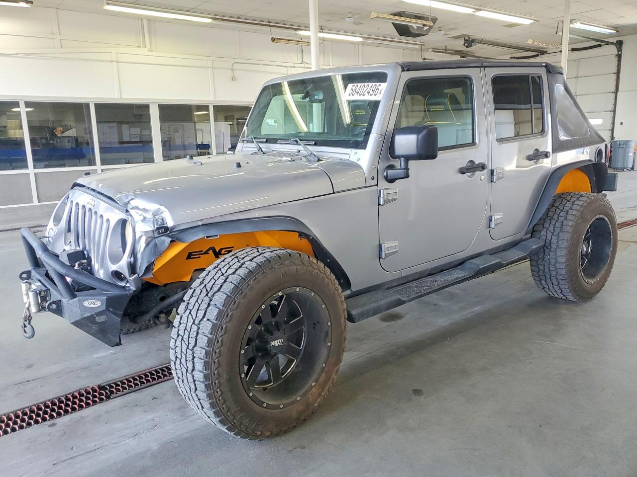 2018 Jeep Wrangler Unlimited Sport S, VIN 1C4BJWDG3JL886475 — Front end
