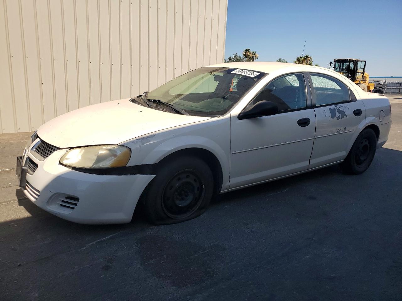 2004 Dodge Stratus SE, VIN 1B3EL36X34N170401 — Rear end