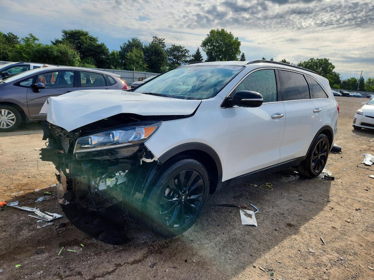 2019 Kia Sorento LX, VIN 5XYPG4A51KG593991 — Front end