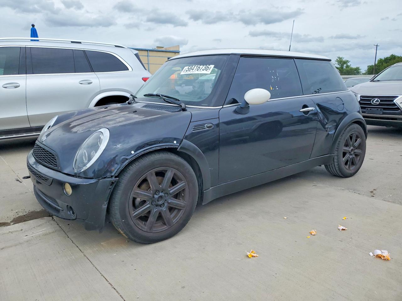 2005 MINI Hardtop, VIN WMWRC33455TJ64829 — Перед