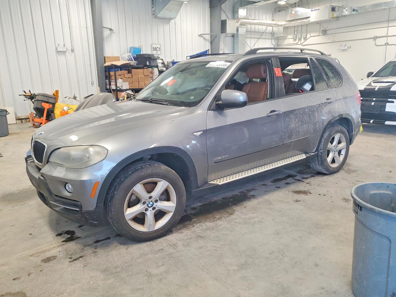 2010 BMW X5 30i, VIN 5UXFE4C51AL278799 — Пожар в салоне