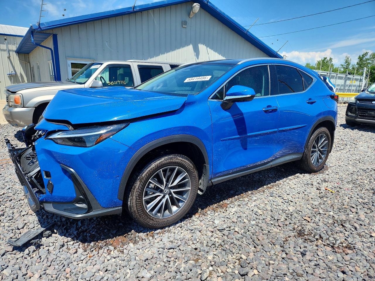 2025 Lexus NX 350h Luxury, VIN 2T2HKCEZ4SC056839 — Перед
