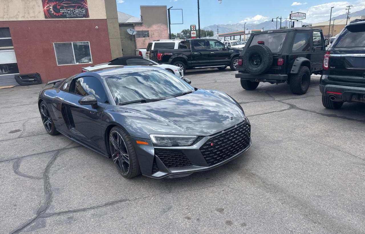 2021 Audi R8 performance quattro, VIN WUAKBAFX7M7900472 — Prior damage history