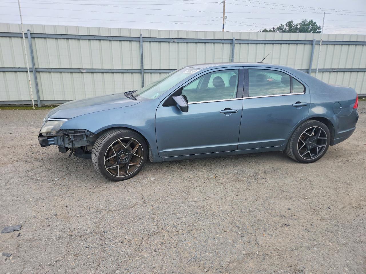 2011 Ford Fusion SE, VIN 3FAHP0HA2BR275146 — Front end