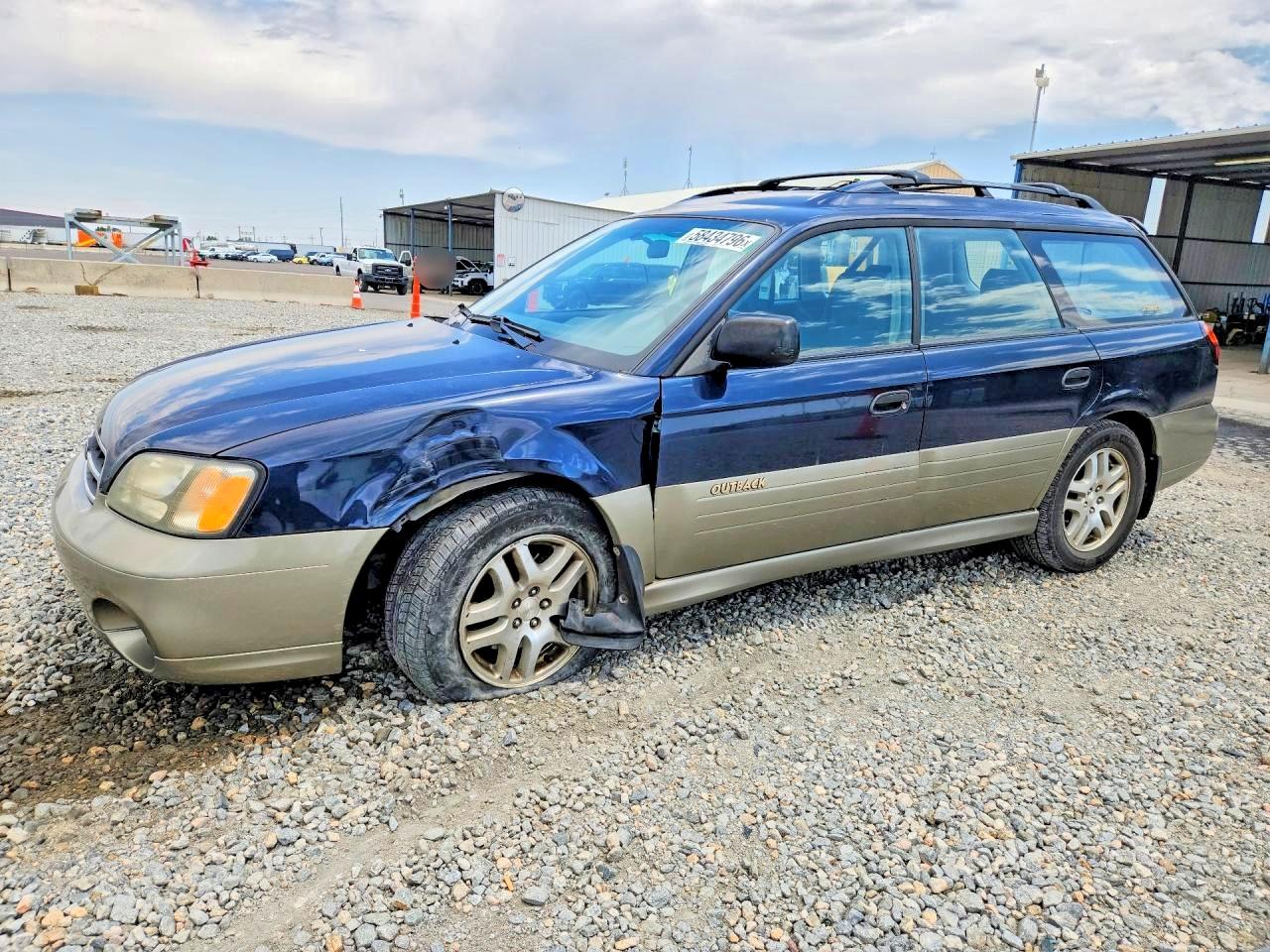 2002 Subaru Legacy Outback, VIN 4S3BH675X27618703 — Перед
