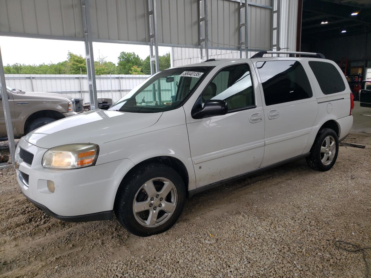 2007 Chevrolet Uplander 2LT, VIN 1GNDV33137D127327 — Side