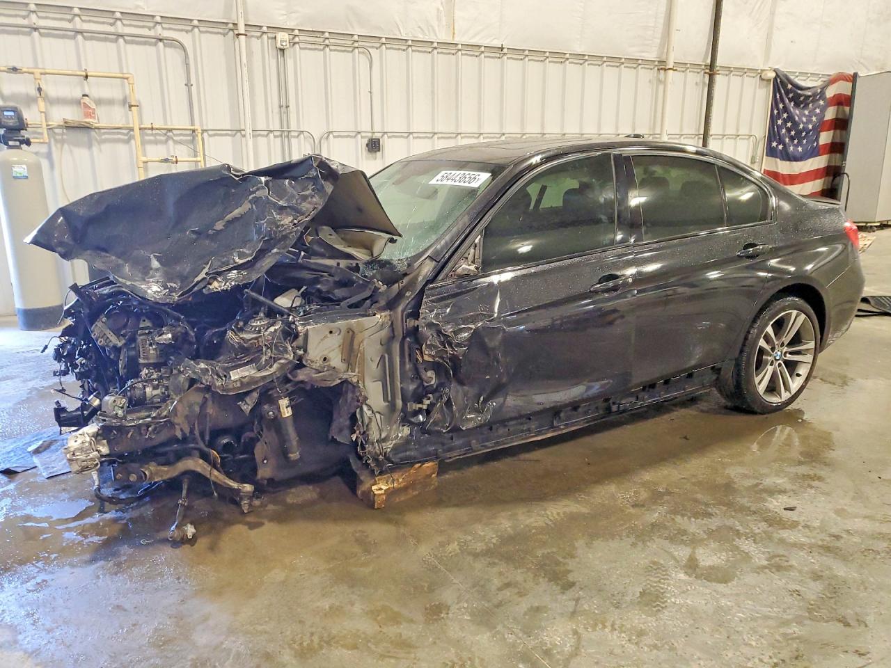 2013 BMW 3 Series 335i xDrive, VIN WBA3B9G59DNP39404 — Front end