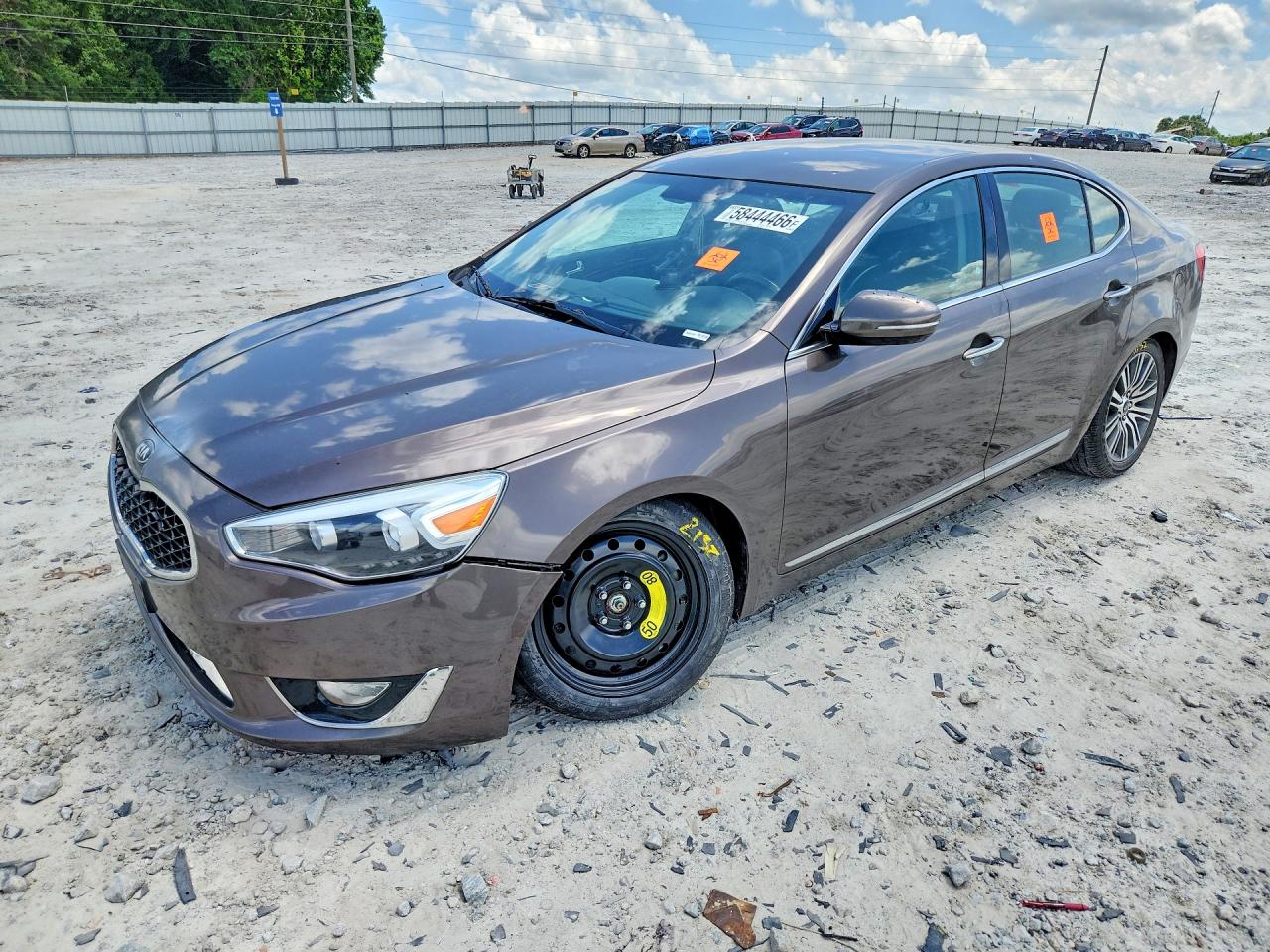 2014 Kia Cadenza Premium, VIN KNALN4D77E5120463 — Rear end