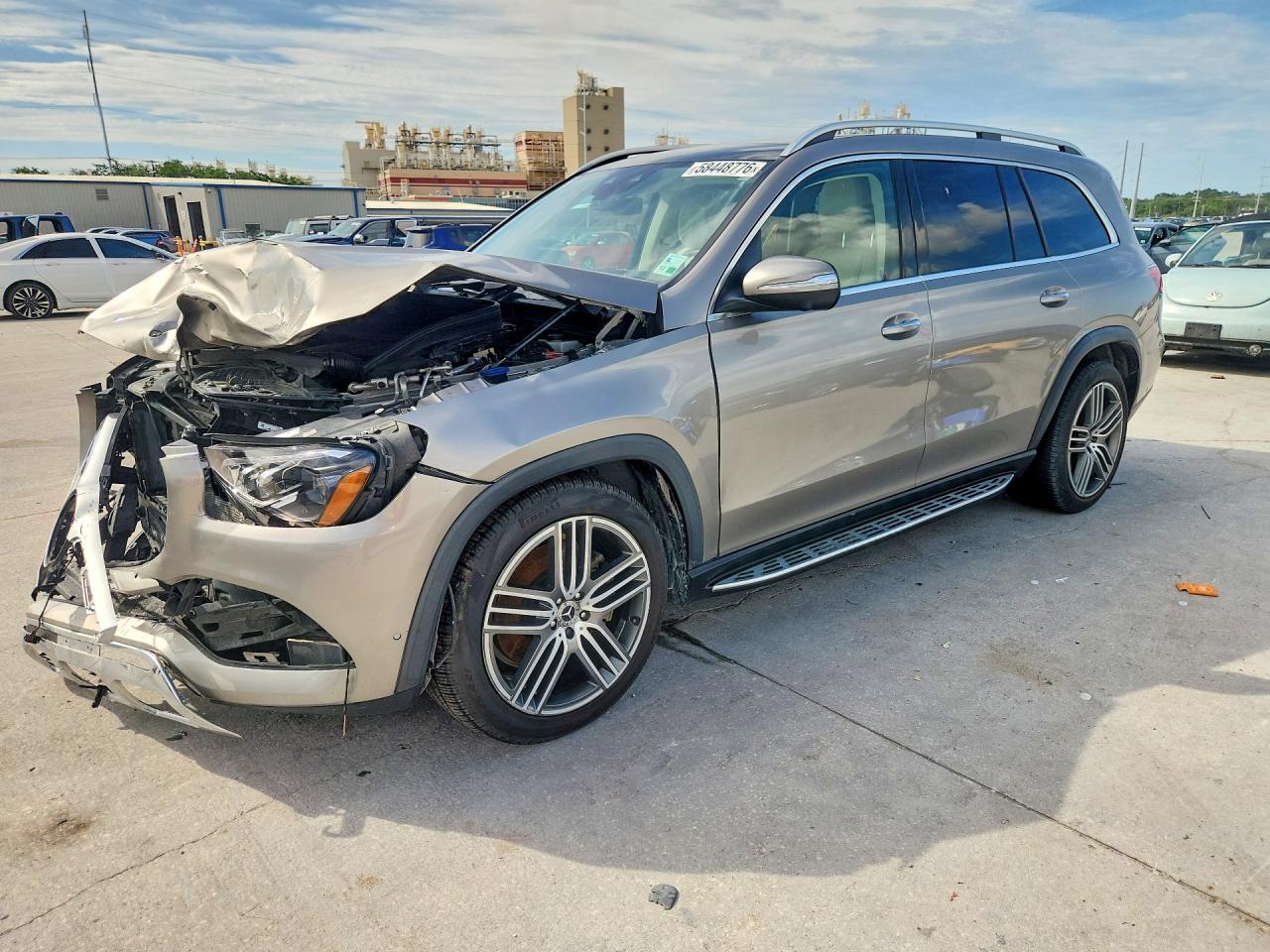 2021 Mercedes-Benz GLS 450, VIN 4JGFF5KE1MA497456 — Front end