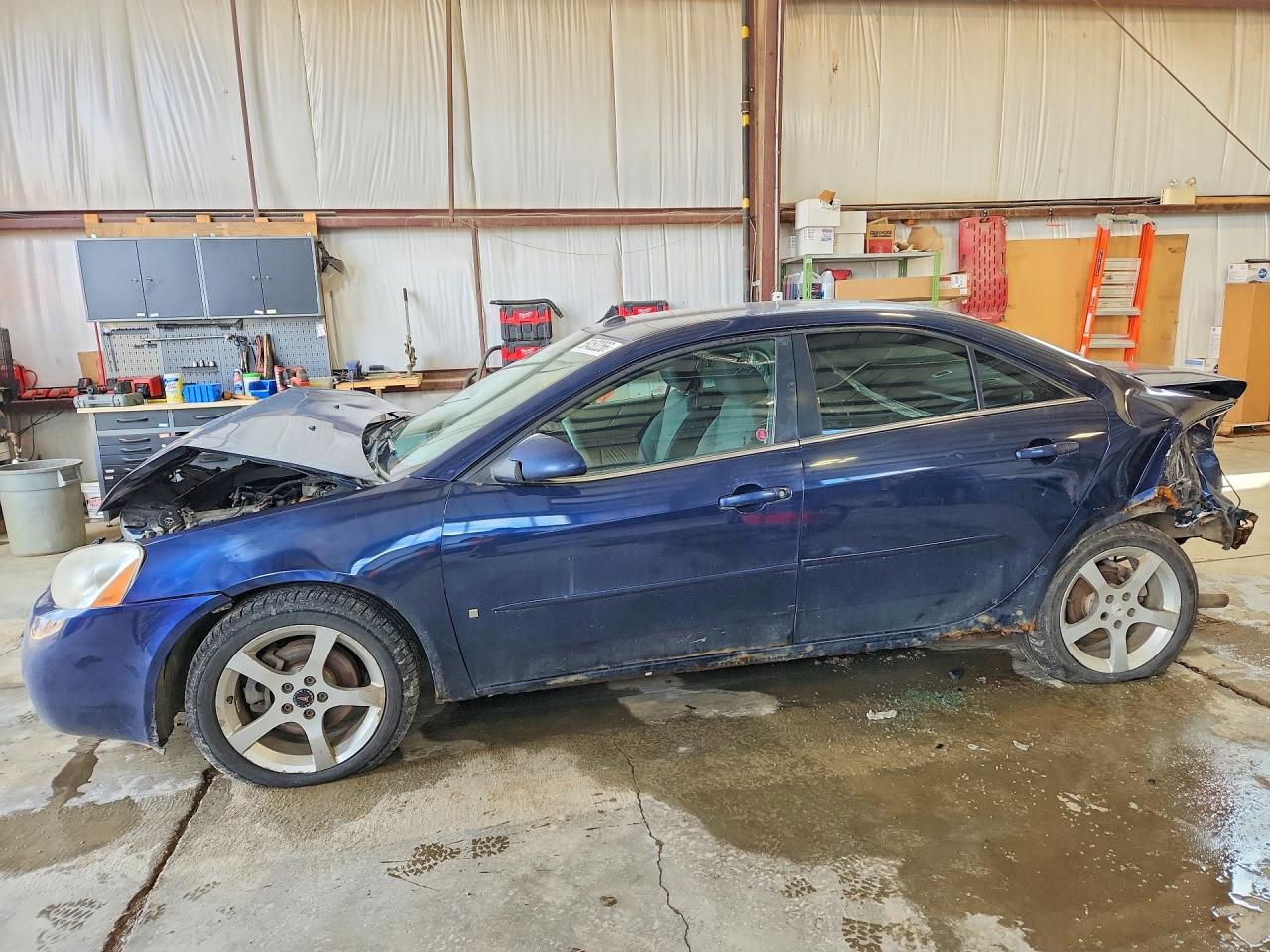 2009 Pontiac G6 1SB, VIN 1G2ZJ57B994234933 — Front end