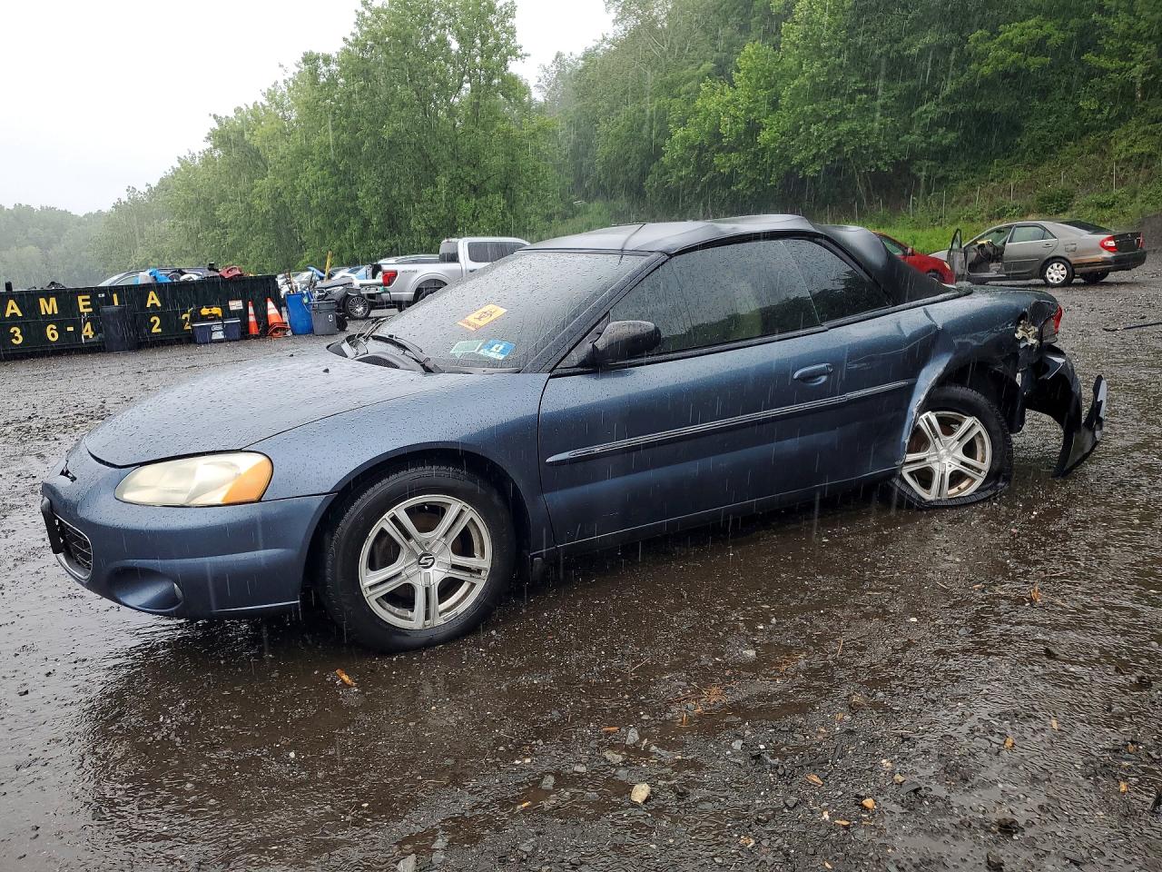2003 Chrysler Sebring Limited, VIN 1C3EL65R43N572286 — Зад