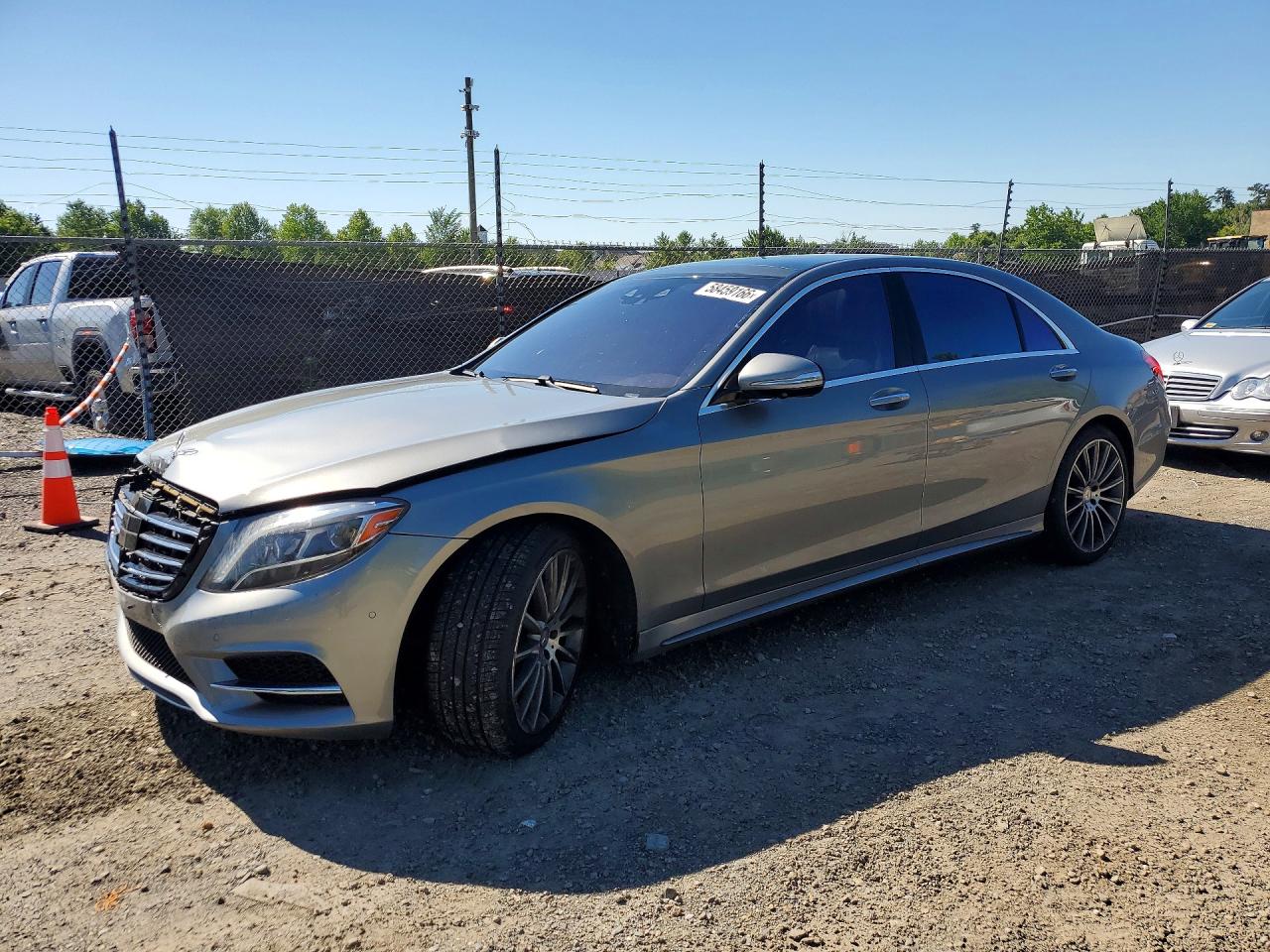 2015 Mercedes-Benz S 550, VIN WDDUG8CB0FA138493 — Front end
