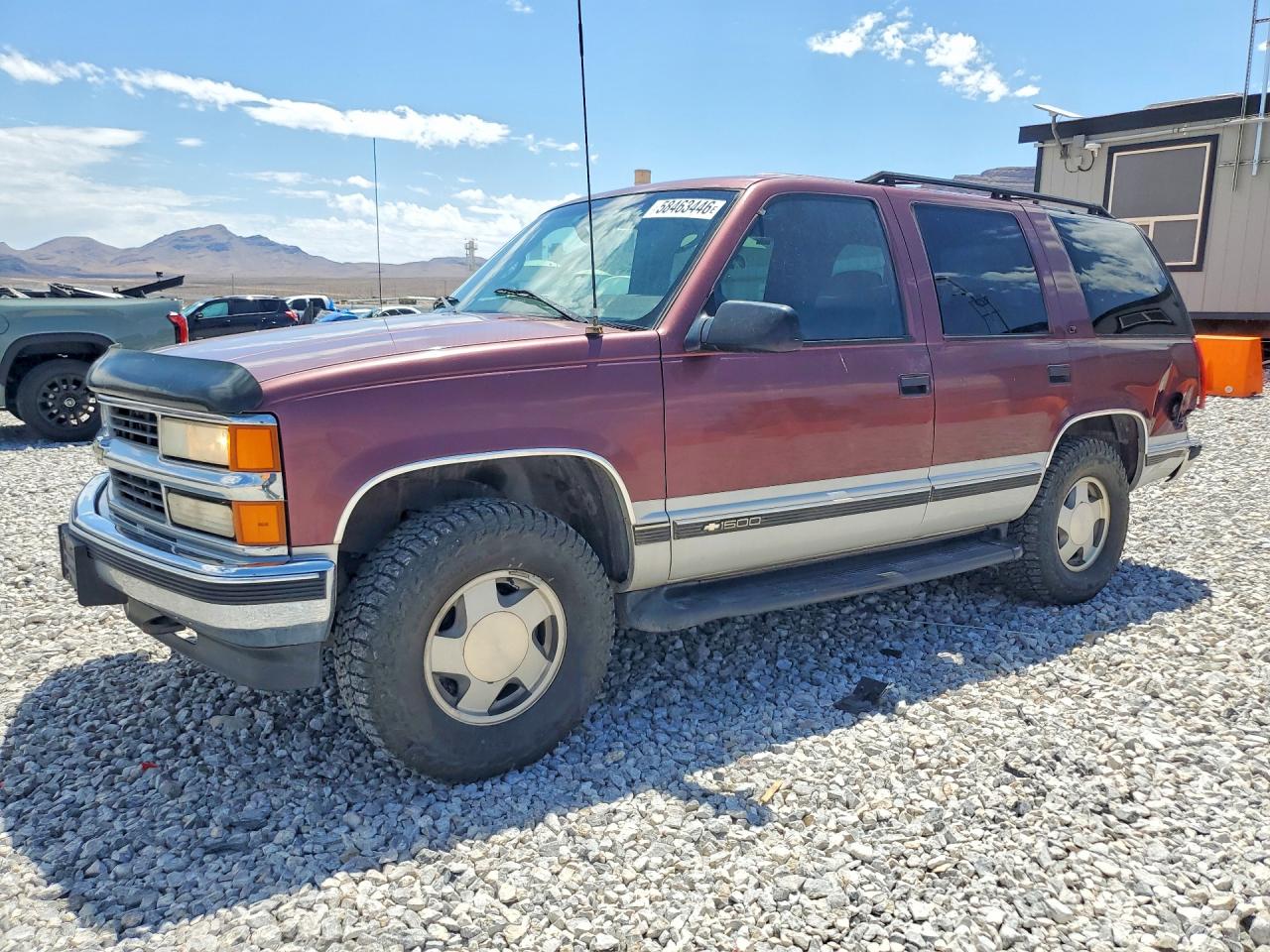 1997 Chevrolet Tahoe, VIN 1GNEK13R0VJ408233 — Зад