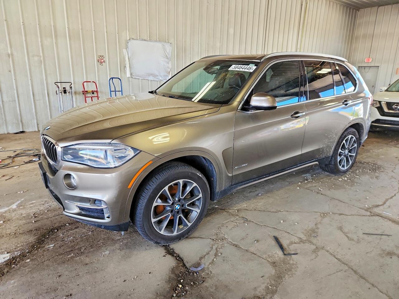 2018 BMW X5 xDrive35i, VIN 5UXKR0C52J0X98264 — Minor dents and scratches