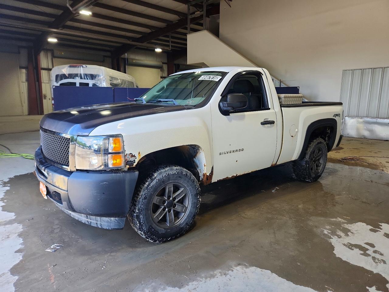 2011 Chevrolet Silverado 1500 Work Truck, VIN 1GCNKPEA8BZ260929 — Frame damage
