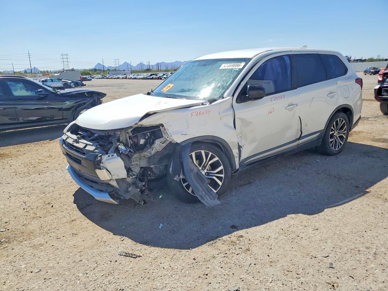 2017 Mitsubishi Outlander ES, VIN JA4AD2A38HZ013643 — Undercarriage