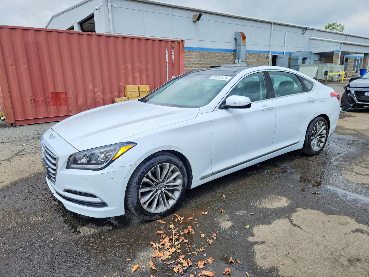 2015 Hyundai Genesis 3.8L, VIN KMHGN4JE0FU065672 — Бок