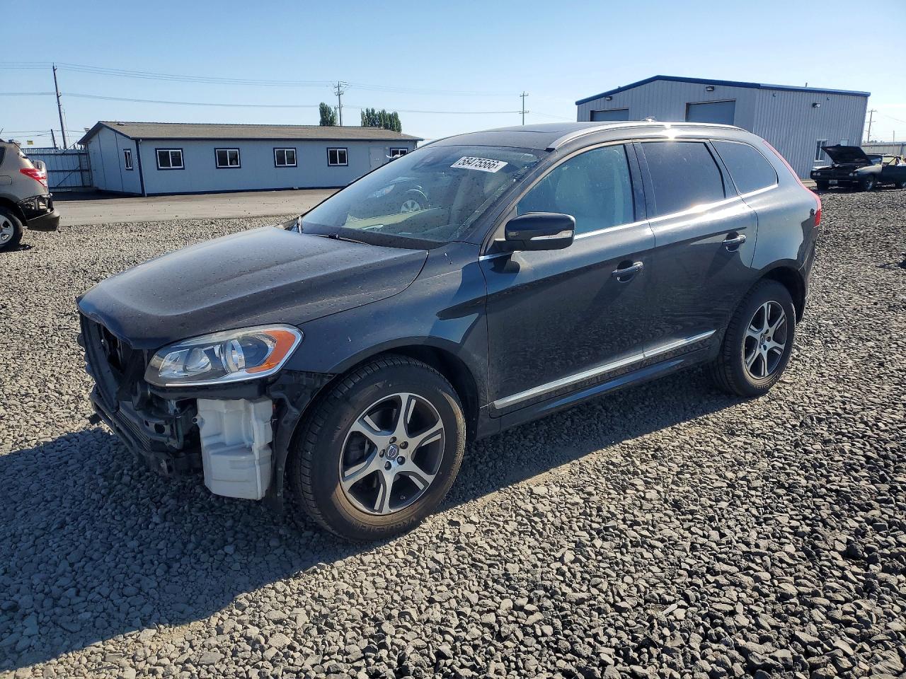 2015 Volvo XC60 T6 Premier Plus, VIN YV4902RC5F2592635 — Front end