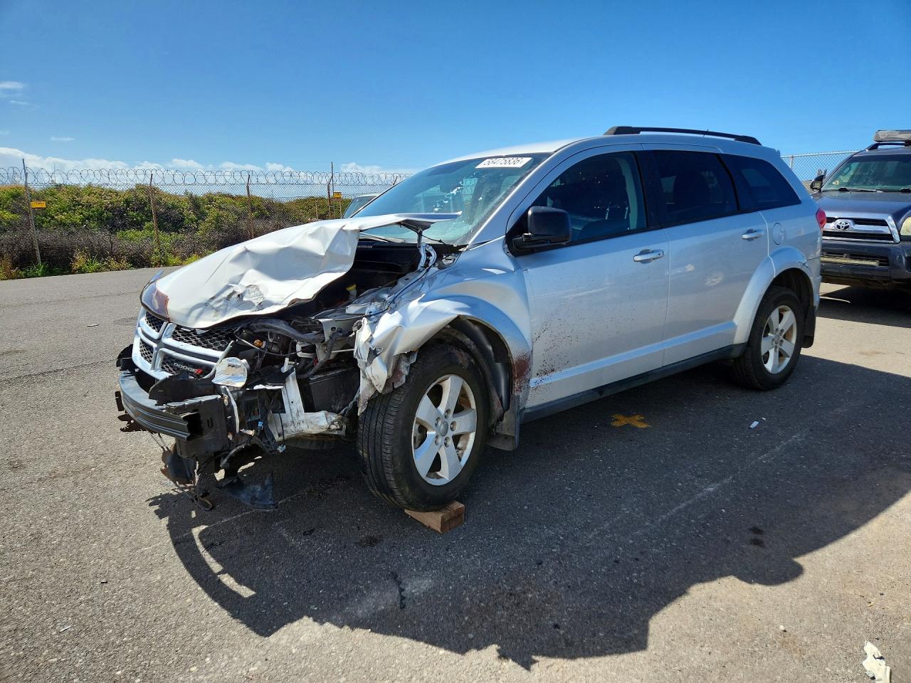 2014 Dodge Journey American Value, VIN 3C4PDCAB0ET172463 — Front end