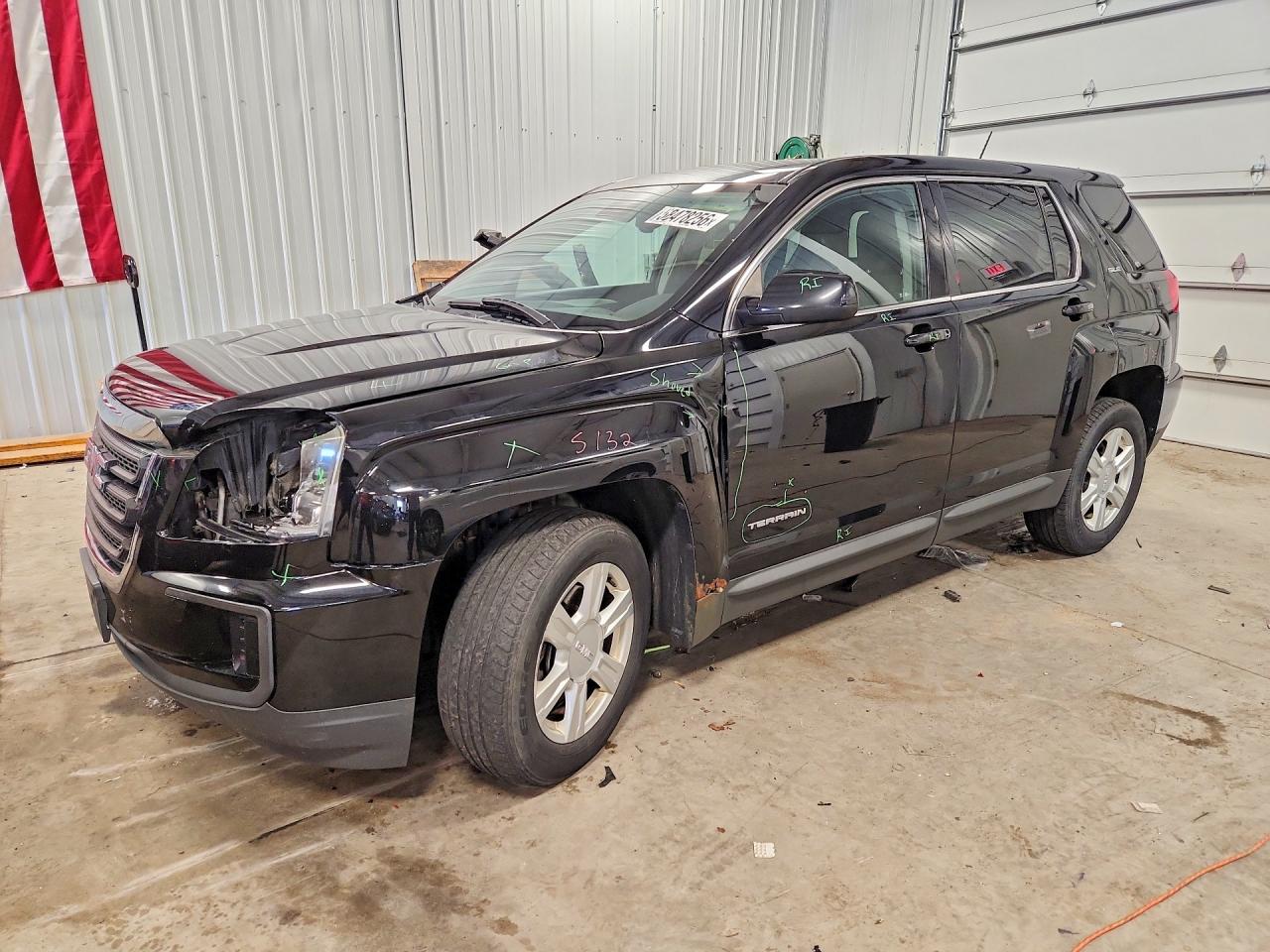 2016 GMC Terrain SLE, VIN 2GKFLSEK8G6270039 — Перед